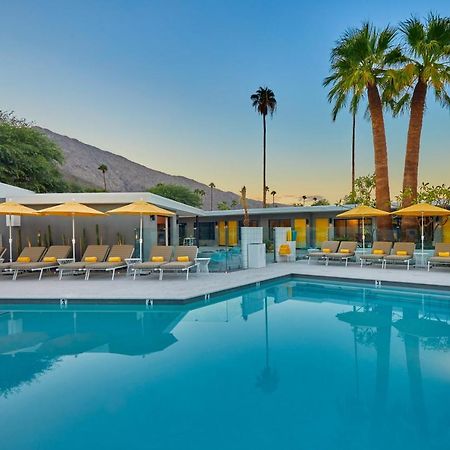 Twin Palms Resort - A Gay Men'S Resort Palm Springs Exterior foto